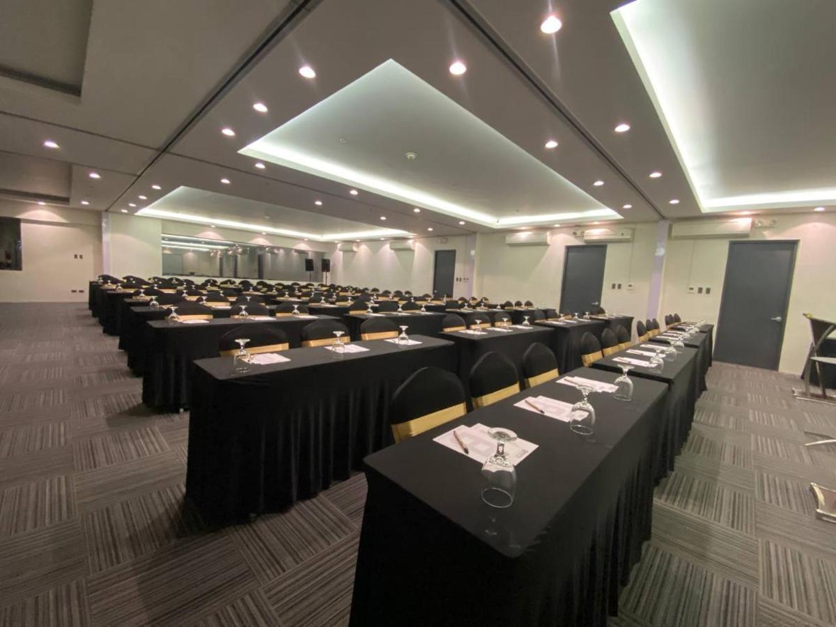 Bravo Tanauan Hotel Εξωτερικό φωτογραφία